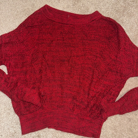 Size S red cropped sweater - Picture 1 of 3
